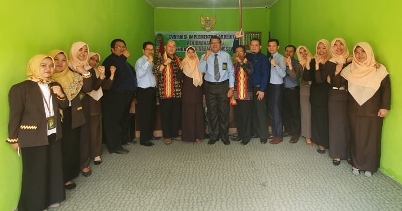evaluasi 1